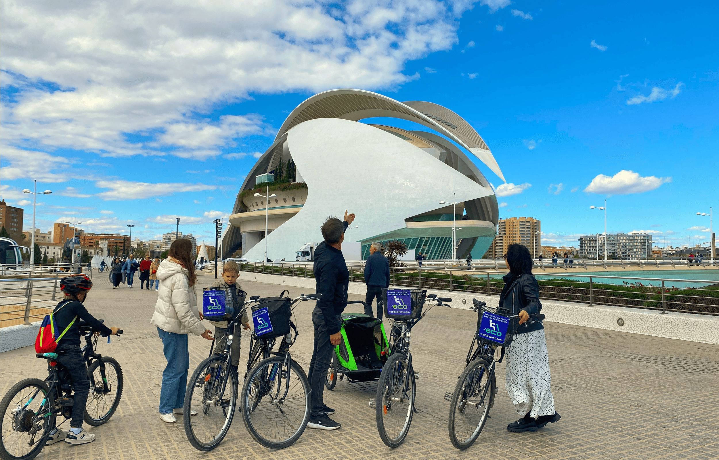 Valencia City of Arts & Central Market Private Tour