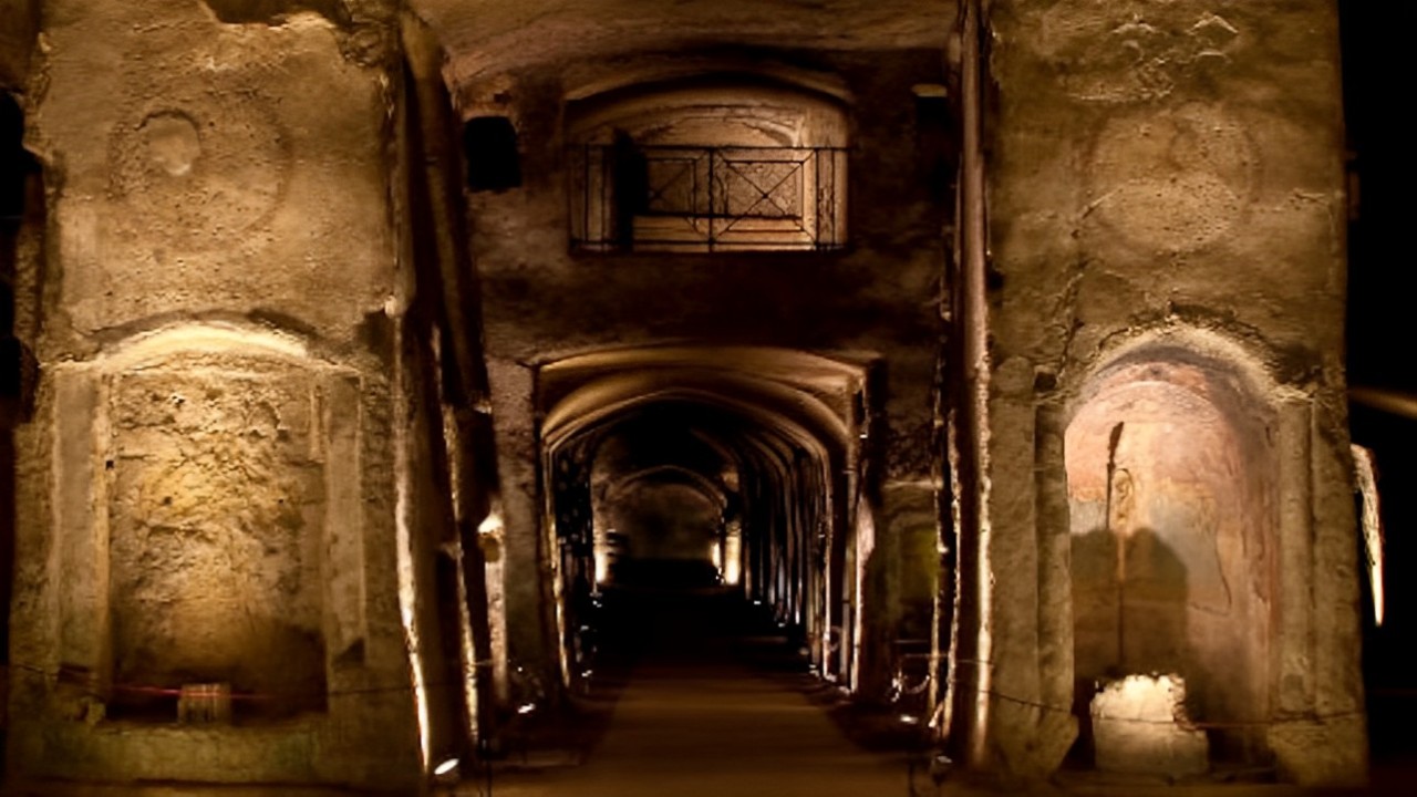那不勒斯 (Naples) 聖熱內羅地下墓穴 (San Gennaro catacomb)  之旅