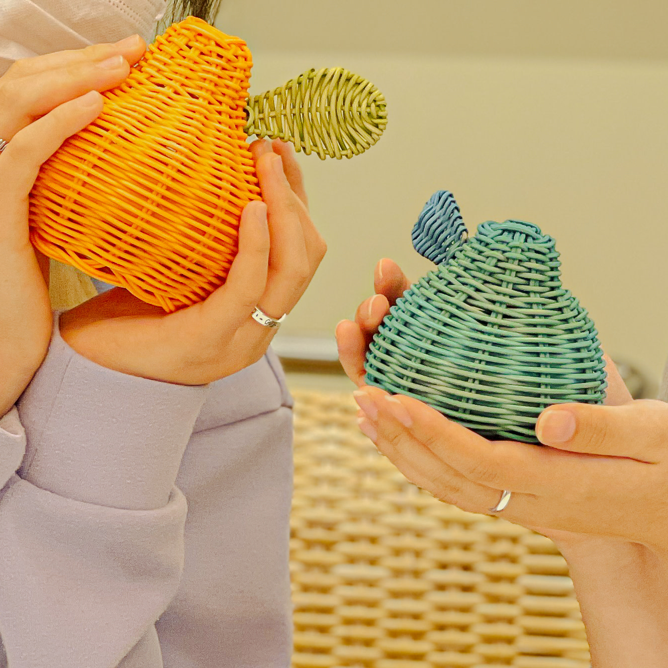 Jeju Hallabong Rattan Lamp Making Experience