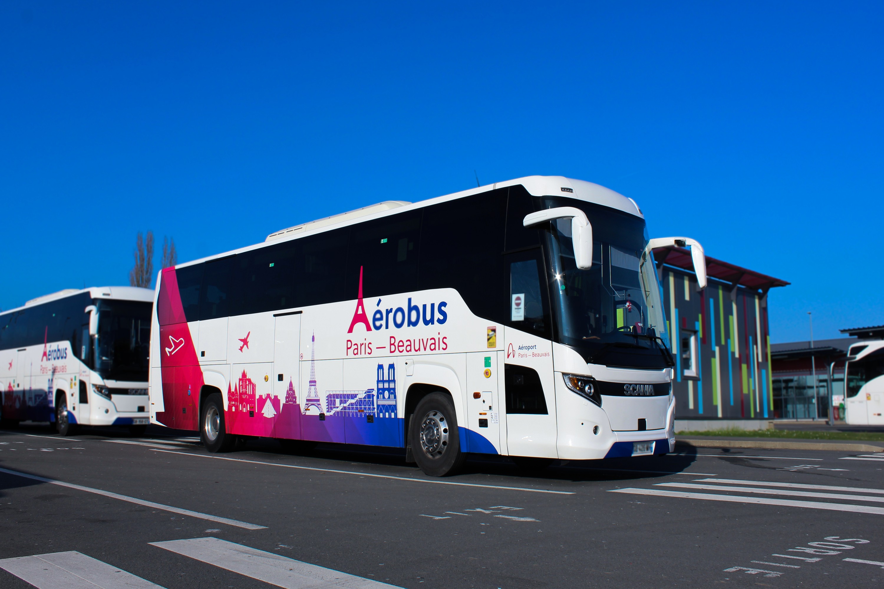 Aerobus Paris-Beauvais provides a reliable and comfortable shuttle service between Paris and Beauvais Airport