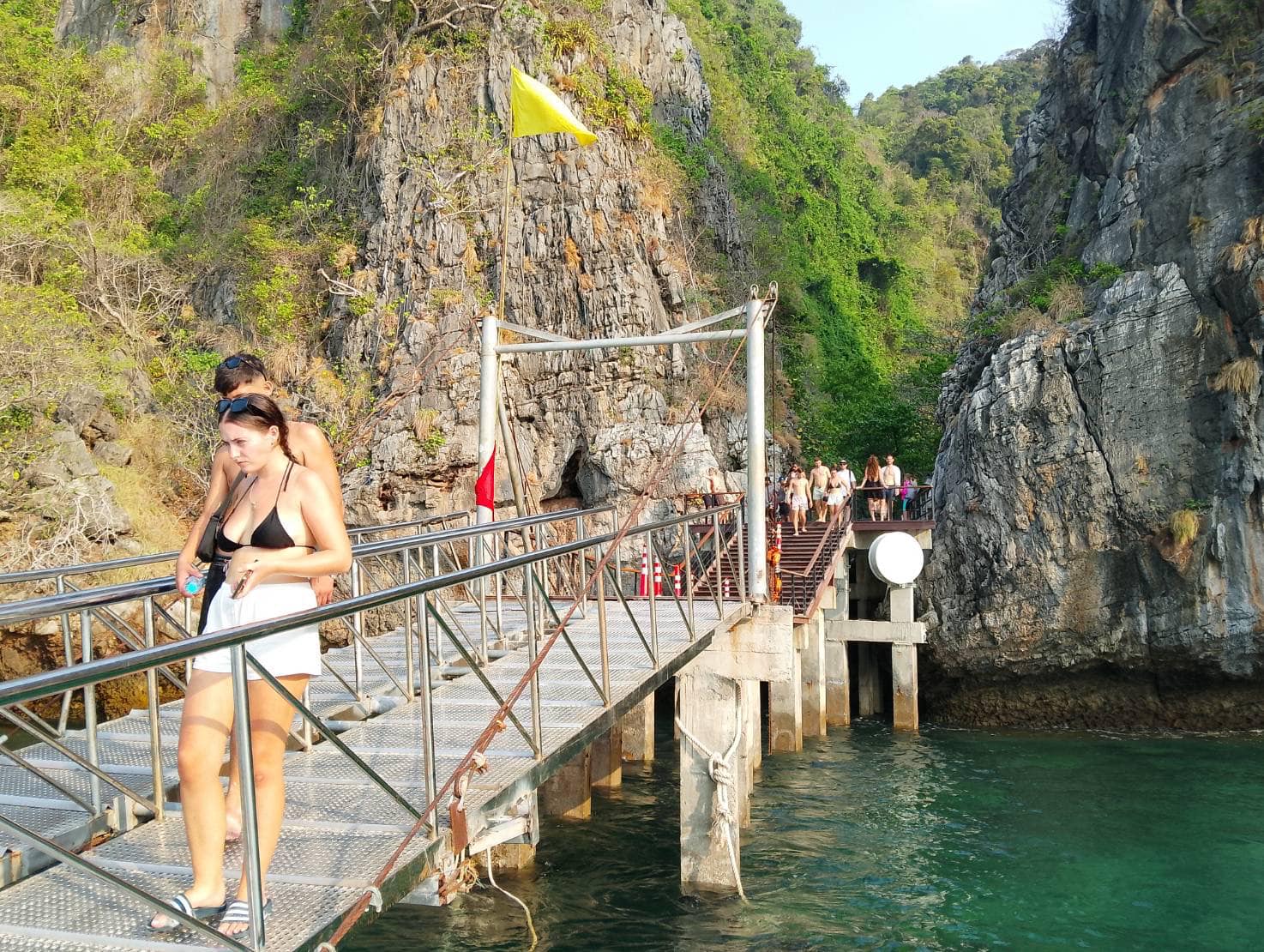 蘭達島 (Koh Lanta) 出發，前往翡翠島 (Koh Mai Pai) 等島嶼的精彩小島探險之旅