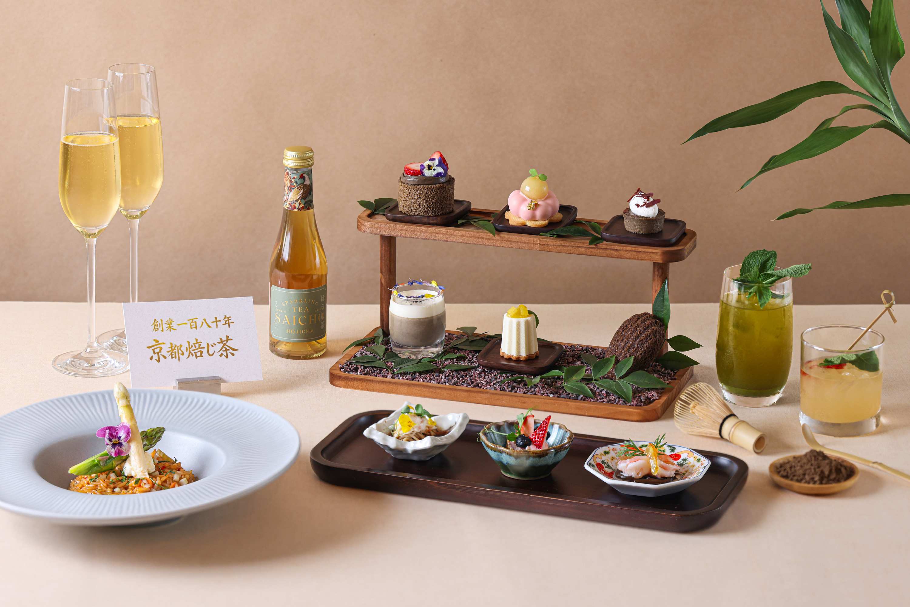酒店自助餐 美食 派對聚會 公司活動 學校及教會 船河 會所 教堂 婚宴 親子 家庭 生日會 慶祝