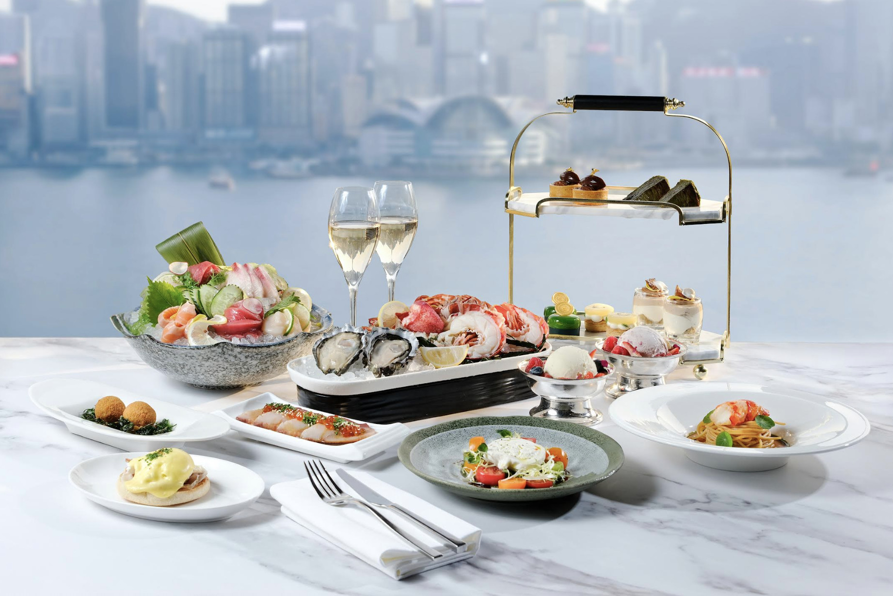 Sheraton Hong Kong Hotel | Oyster & Wine Bar | Sunday Brunch, Three Delicacies Set Menu, Fresh Lobster Feast Set Menu