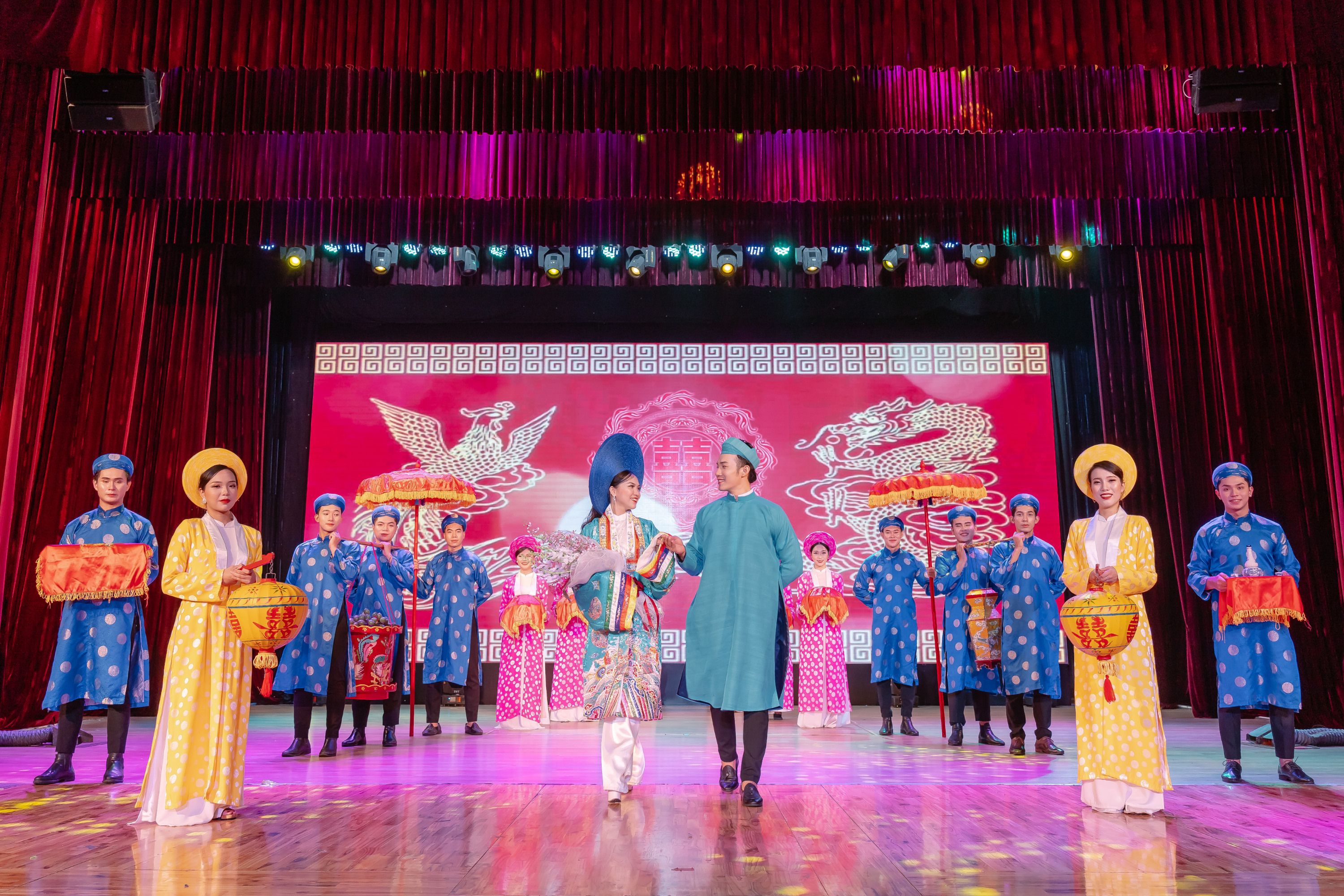 峴港奧黛秀門票