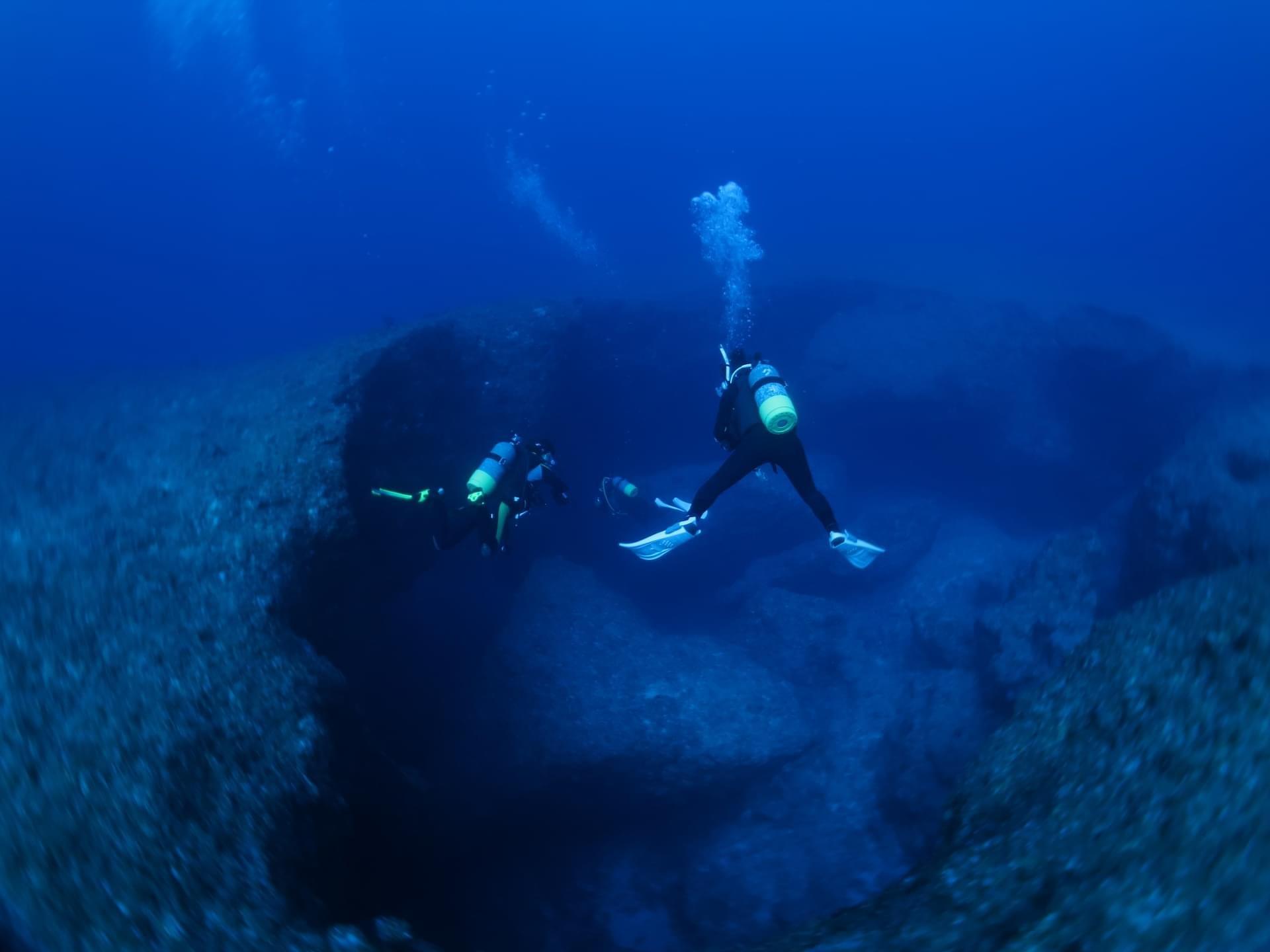 沖繩PADI搜索 & 尋回潛水體驗（PADI五星級IDC）