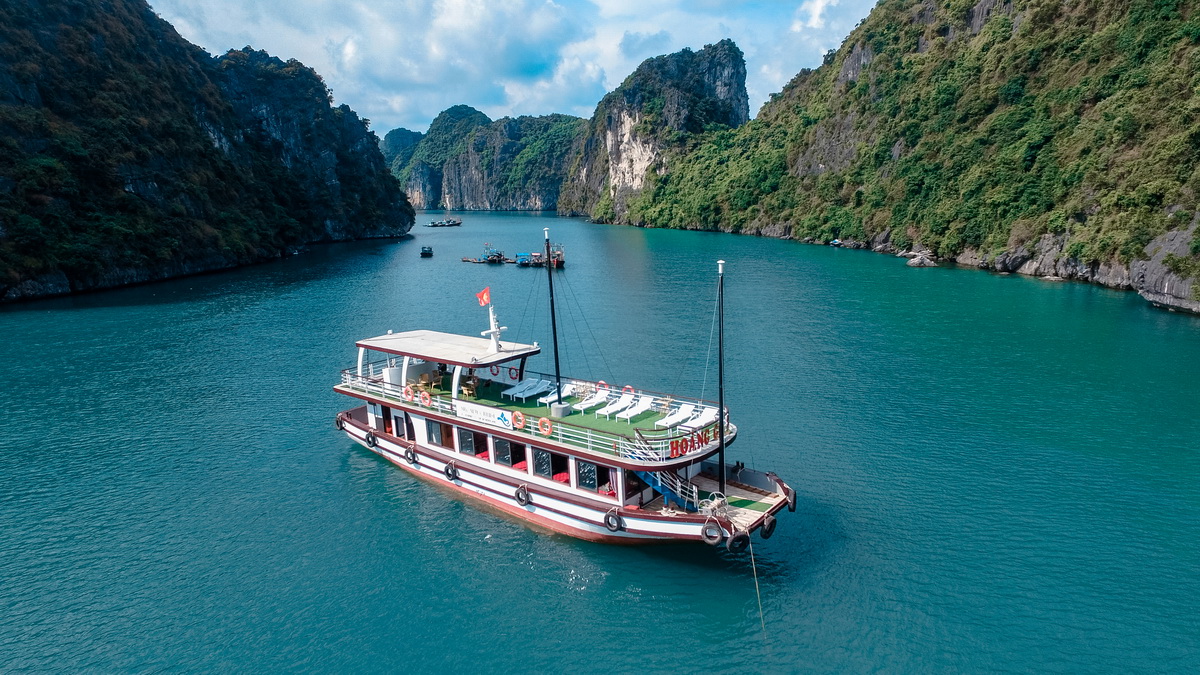 4D3N Halong Bay and Ninh Binh Tour from Hanoi