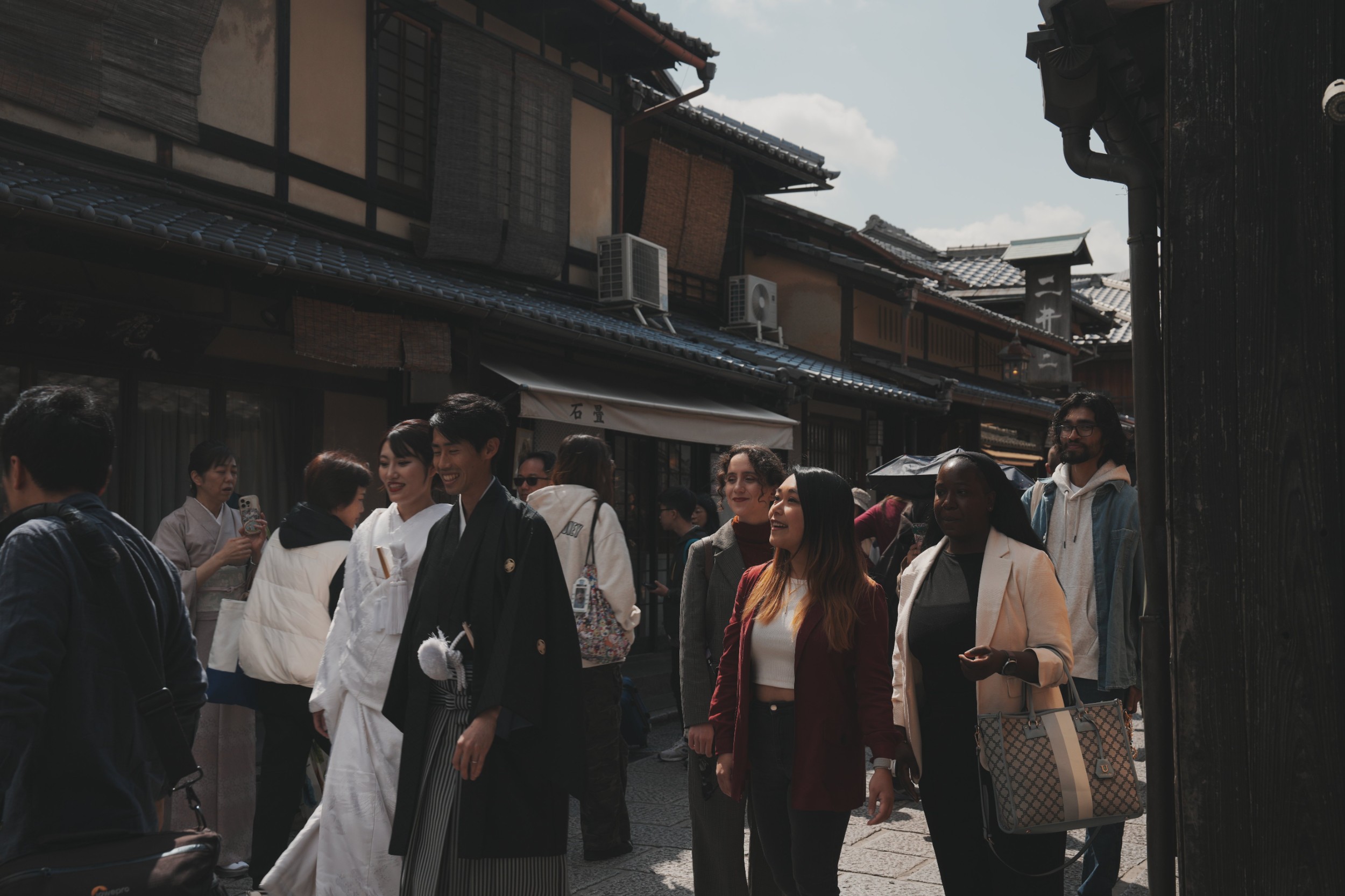 京都一日遊：永恆的地標和隱藏的瑰寶