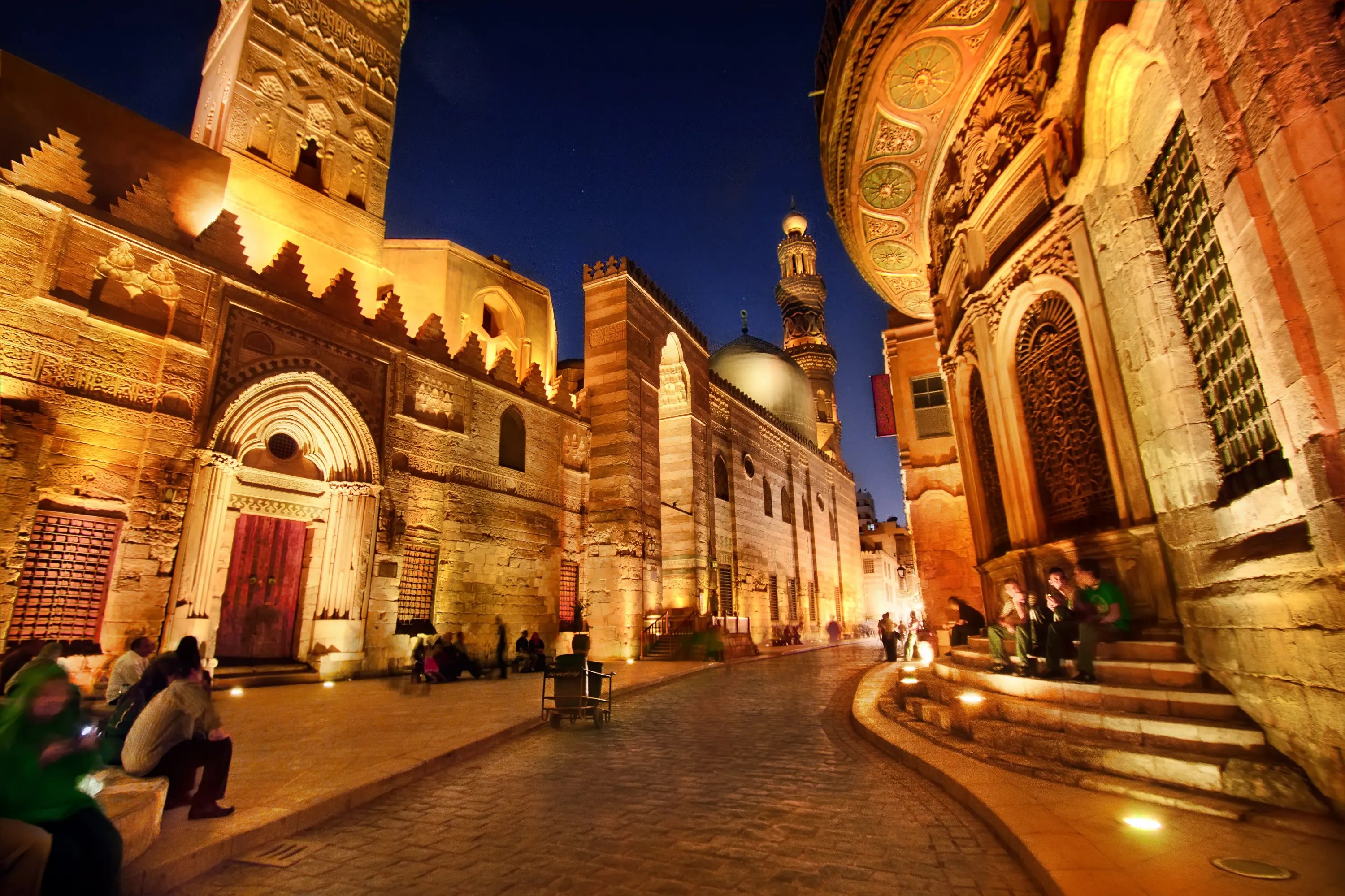 開羅埃及博物館 & 開羅城堡 & 集市私人一日遊