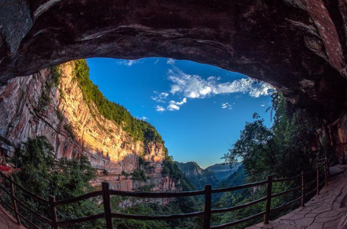 Chongqing Exclusive Day Tour: Explore Wulong Karst Geological Park