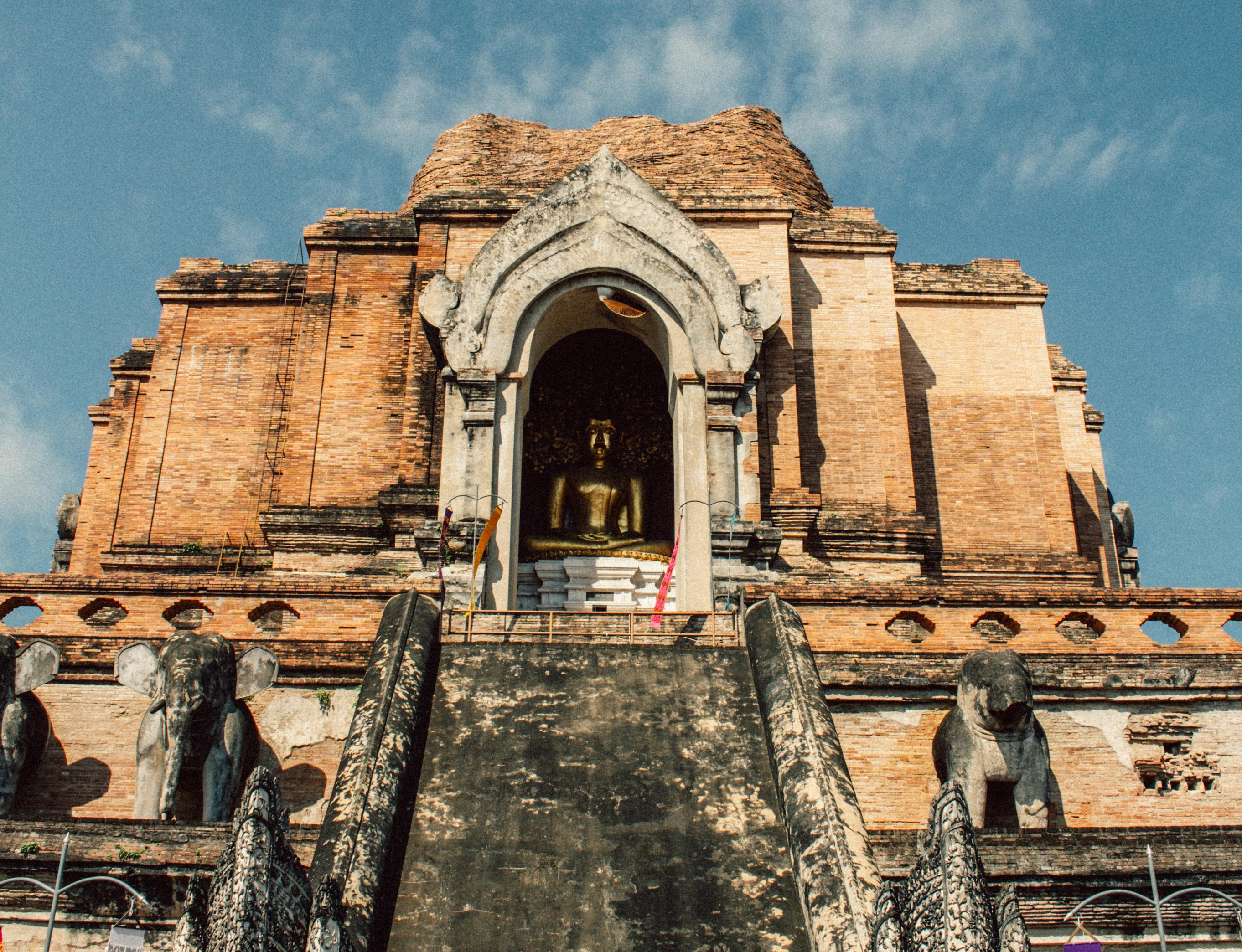 清邁城市之旅與 Wat Doi Sutep 寺、Wat Chedi Luang 寺