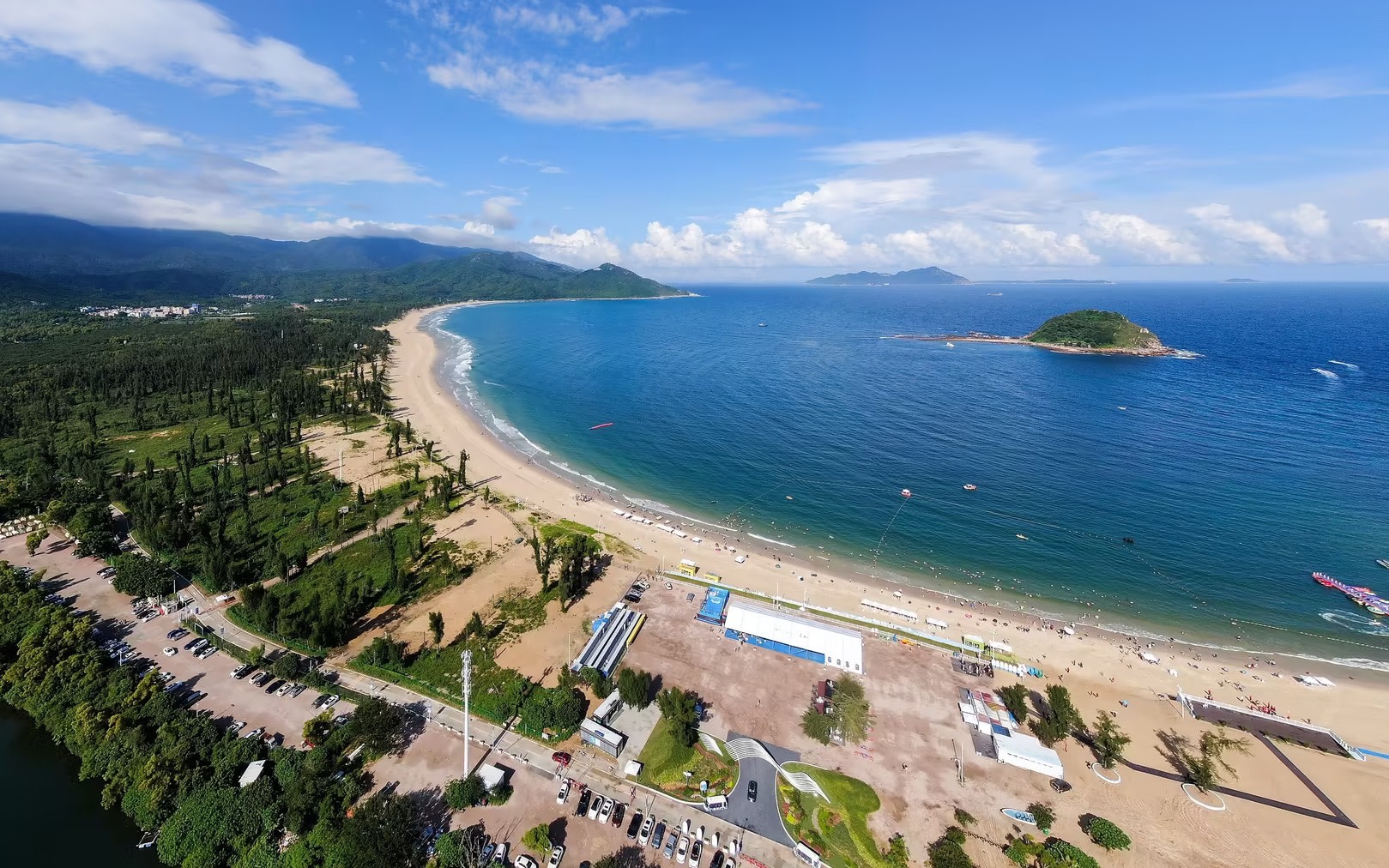 One-day trip to Shenzhen Xichong Beach