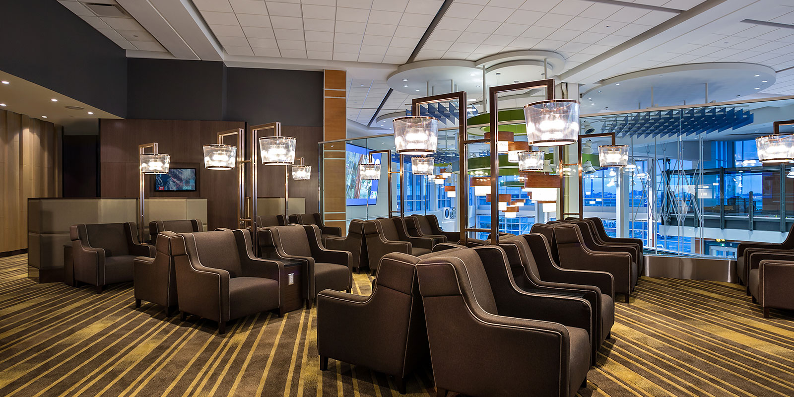 溫哥華國際機場Plaza Premium Lounge貴賓室服務