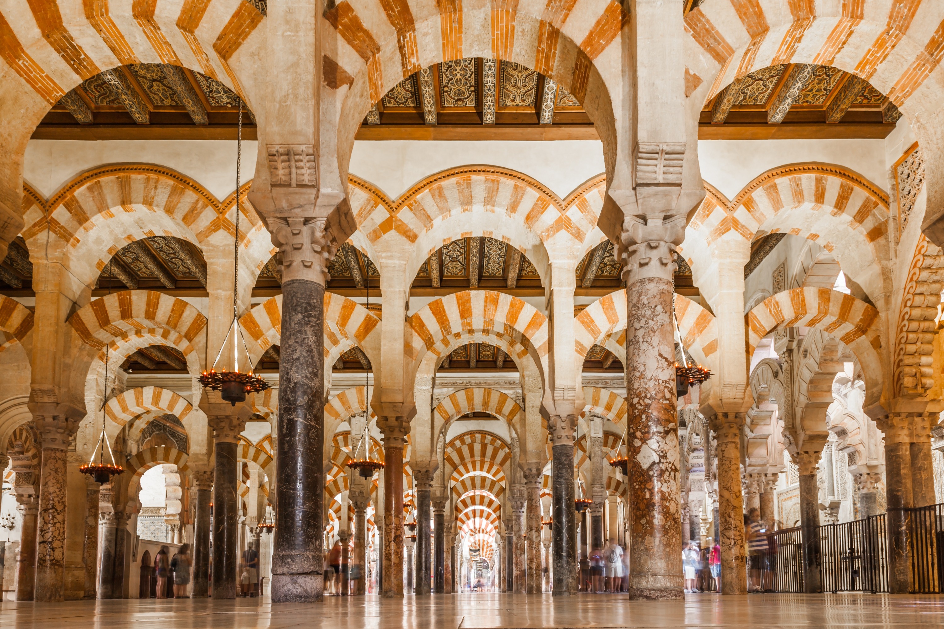 Cordoba Mosque-Cathedral, Alcazar and Synagogue Tour