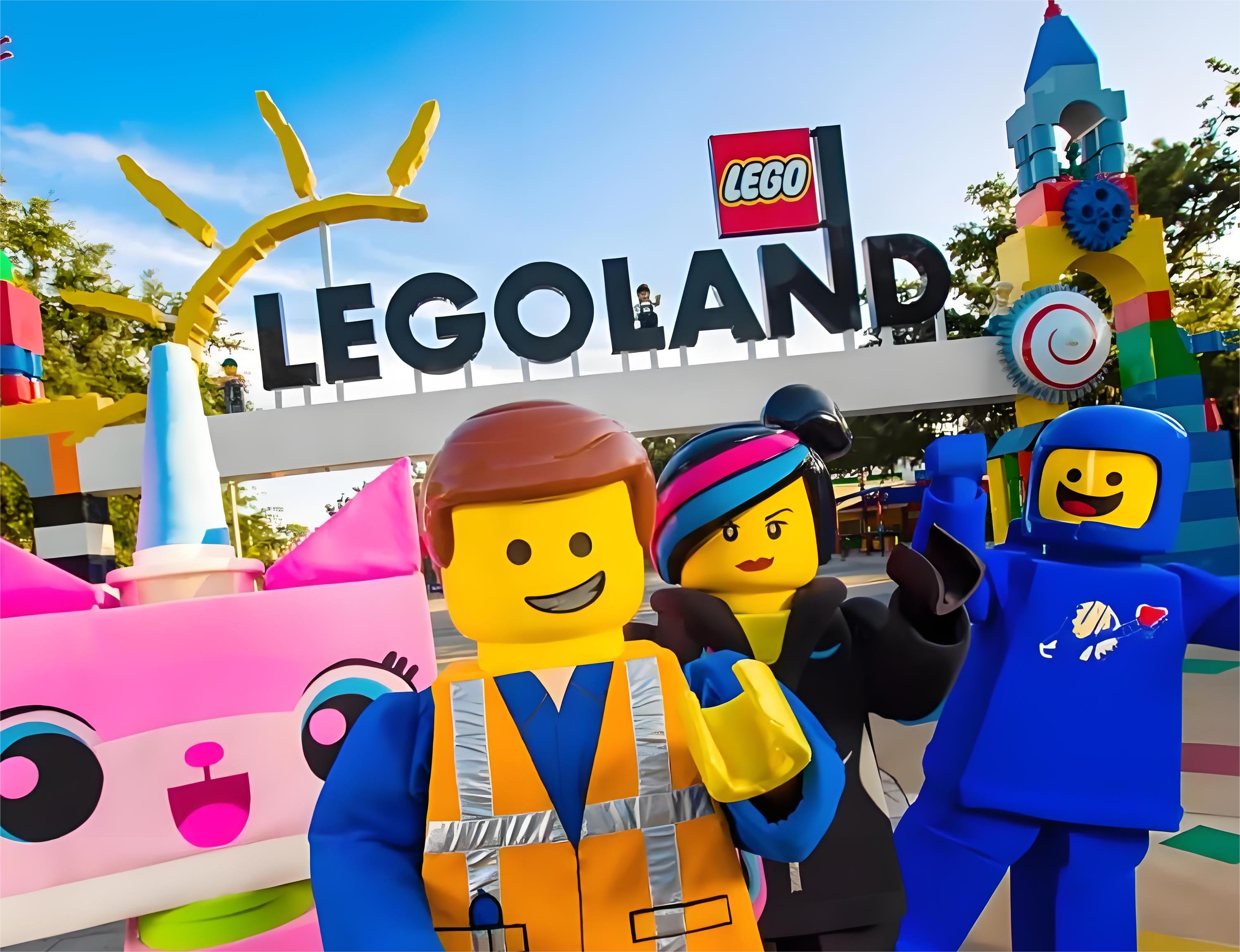 Shanghai Legoland Resort Private Tour 1 Day (with optional comfortable chartered car round-trip transportation)