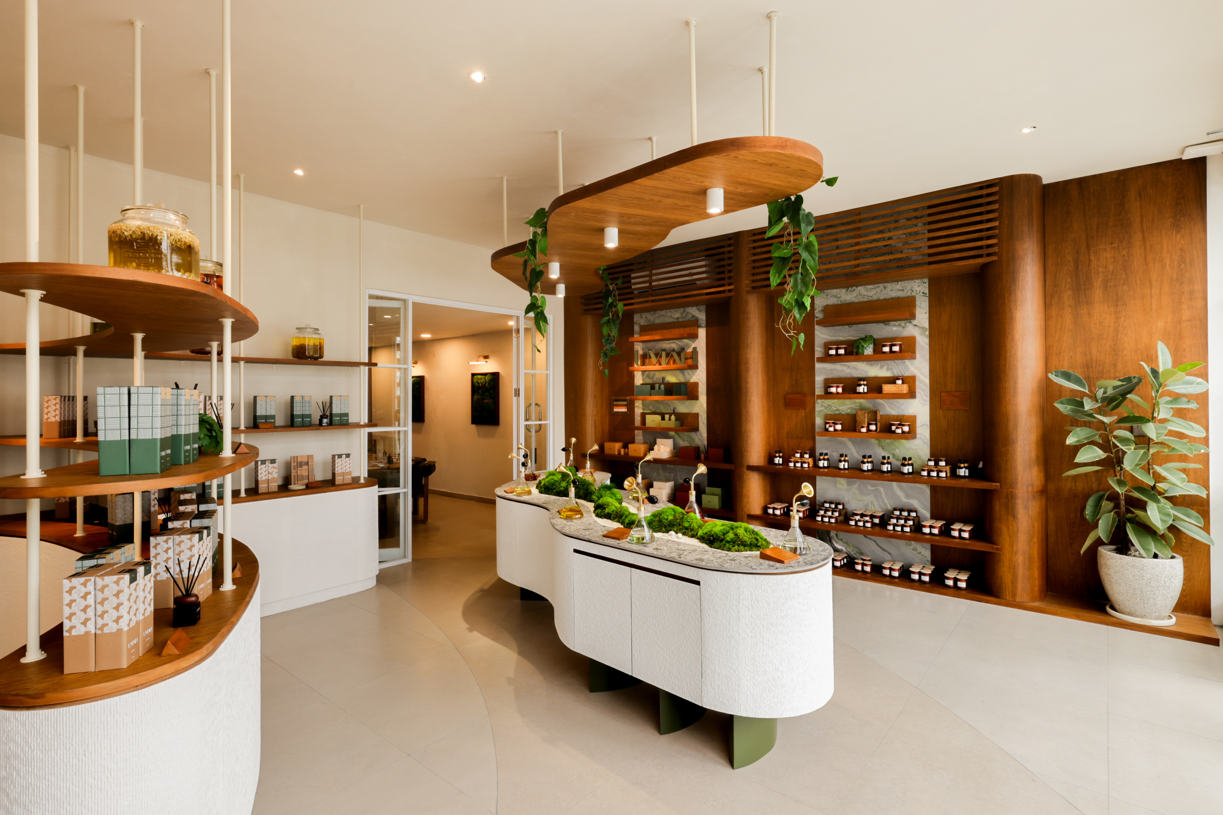 Candle And Room Spray Making Class at Umah Living Bali