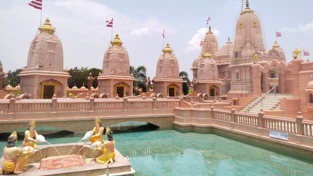 Ayodhya: 2-Day Private Tour with Private Guide and Driver