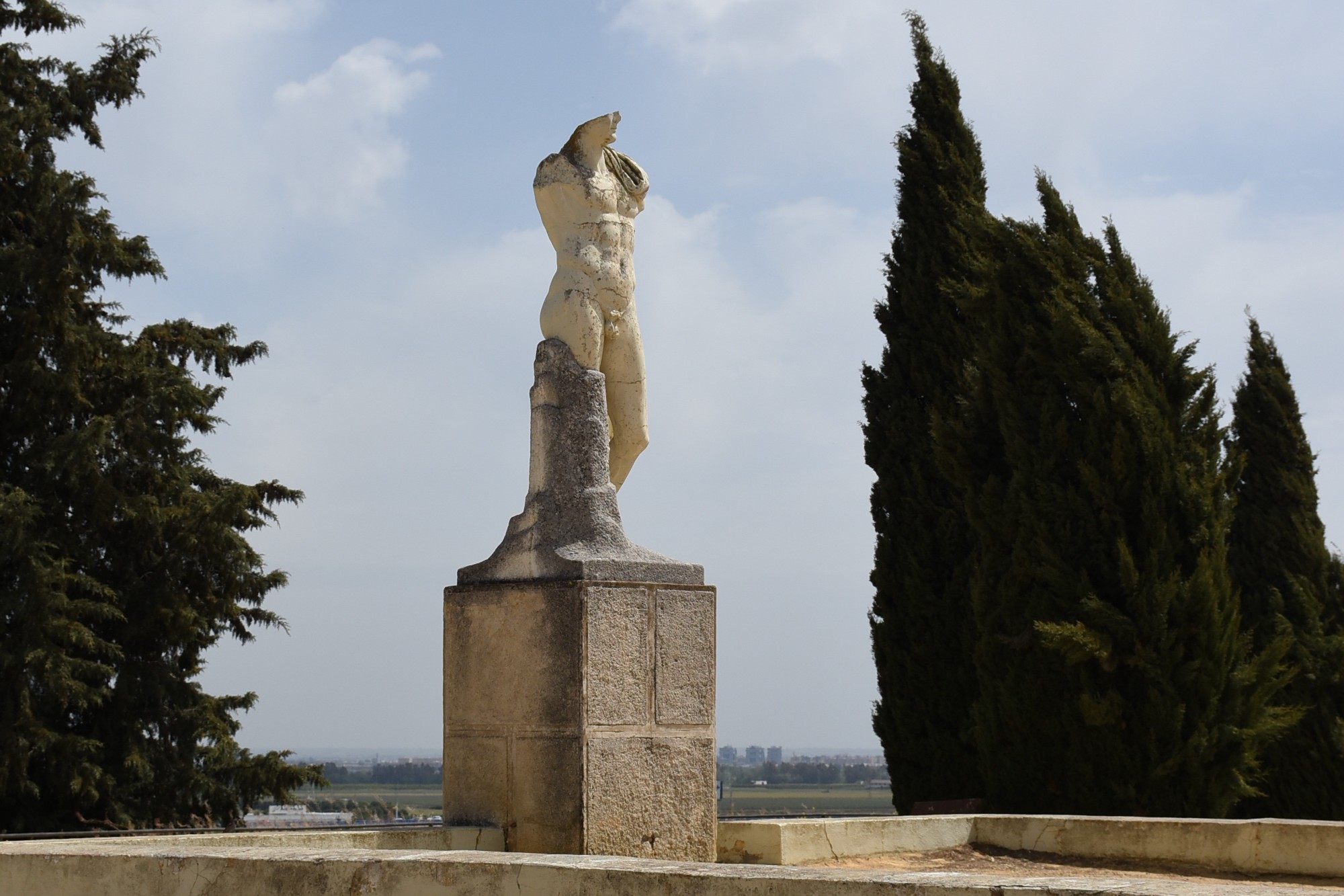 イタリカ 古代都市ツアー（セビリア発）