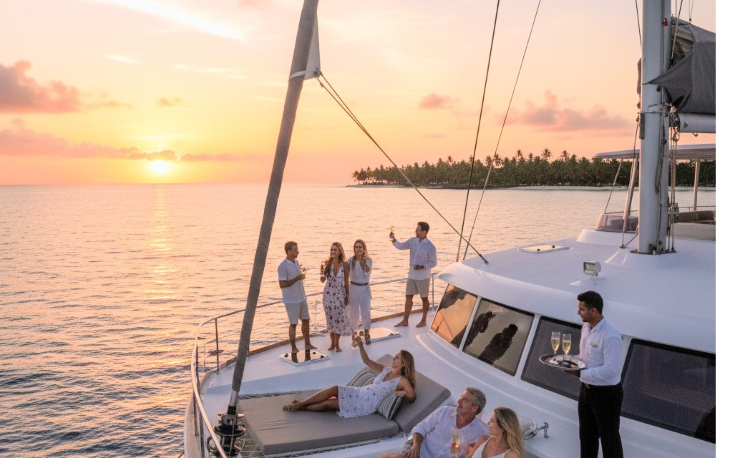 Full Day Cape Town: Table mountain,Botanical Gardens & sunset cruise