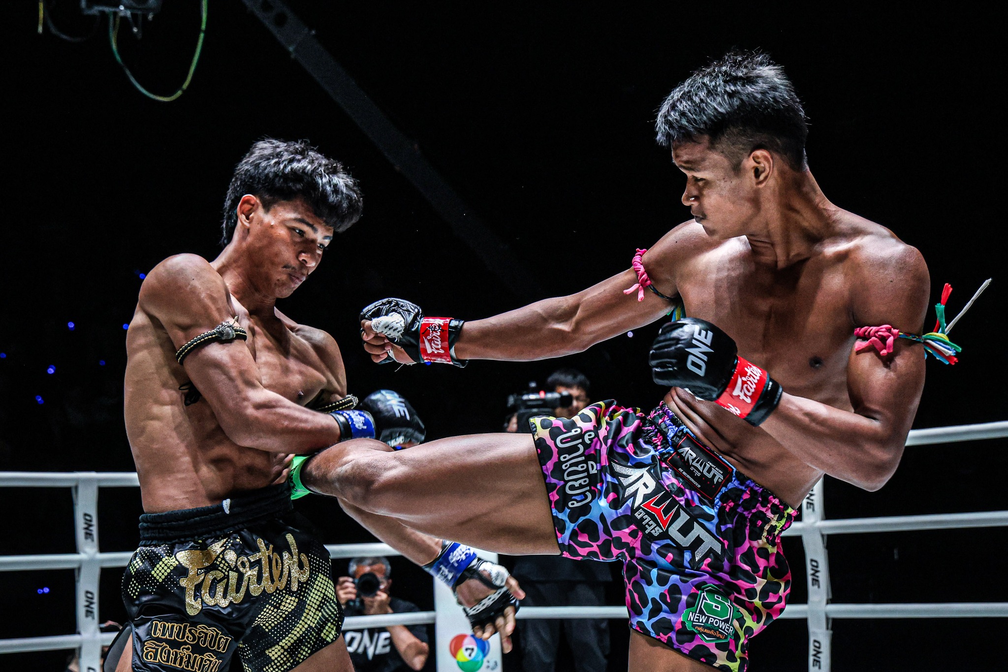 曼谷ONE Championship週五晚間泰拳爭霸賽（Lumpinee拳擊館）