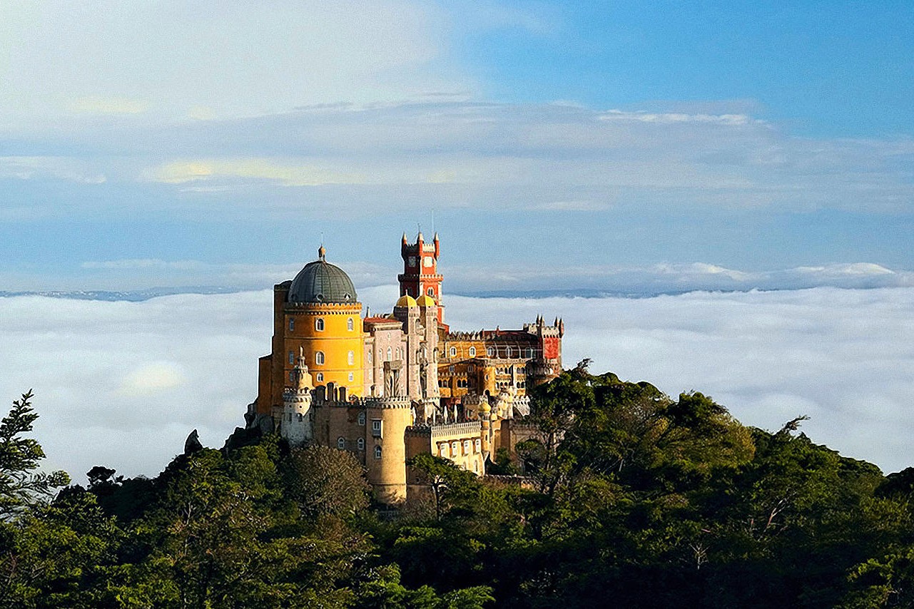 Sintra, Cascais, and Cabo da Roca Day Tour from Lisbon