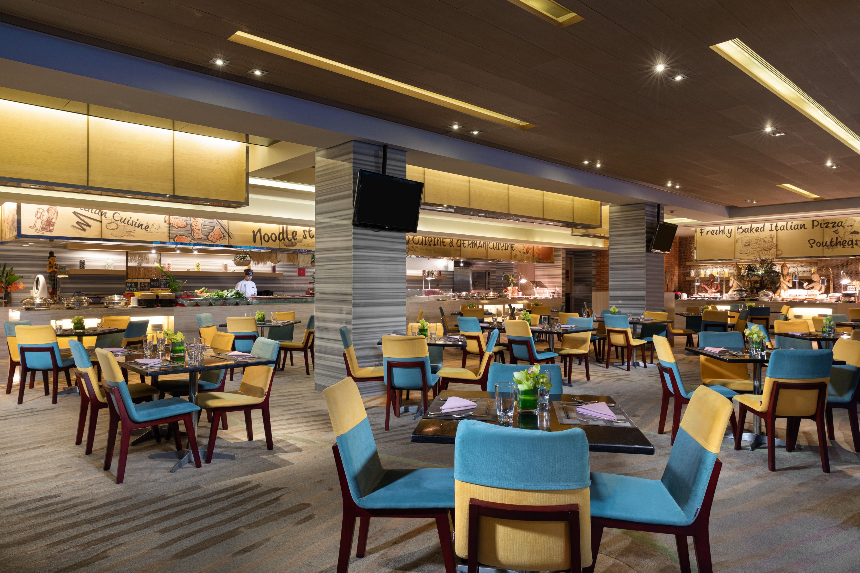 CROWNE PLAZA