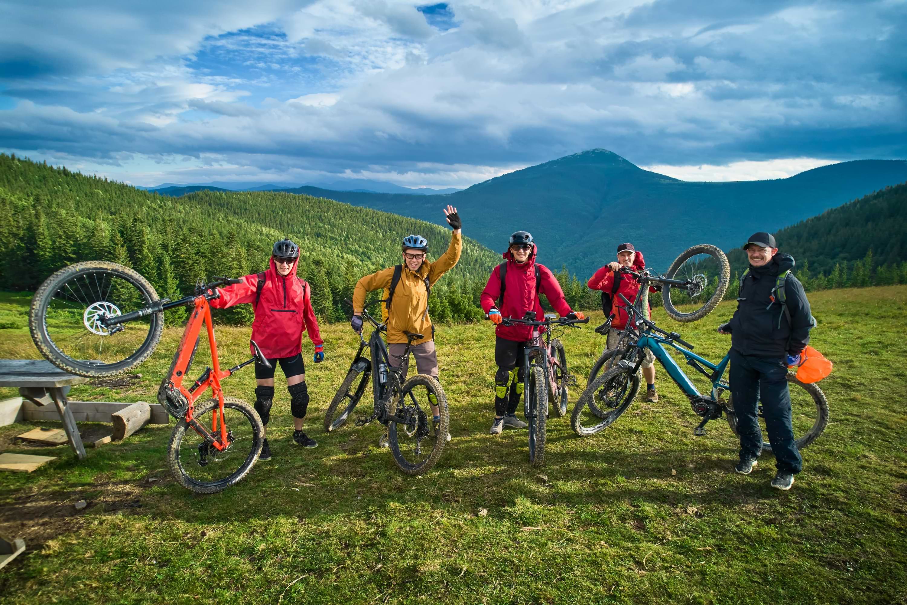 E-bike Tour - Waterfall Valley of Lauterbrunnen