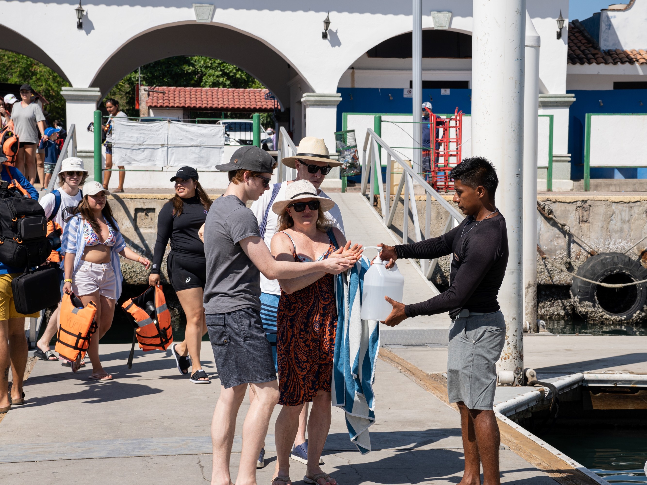 Nature Boat Tour in Huatulco Bays