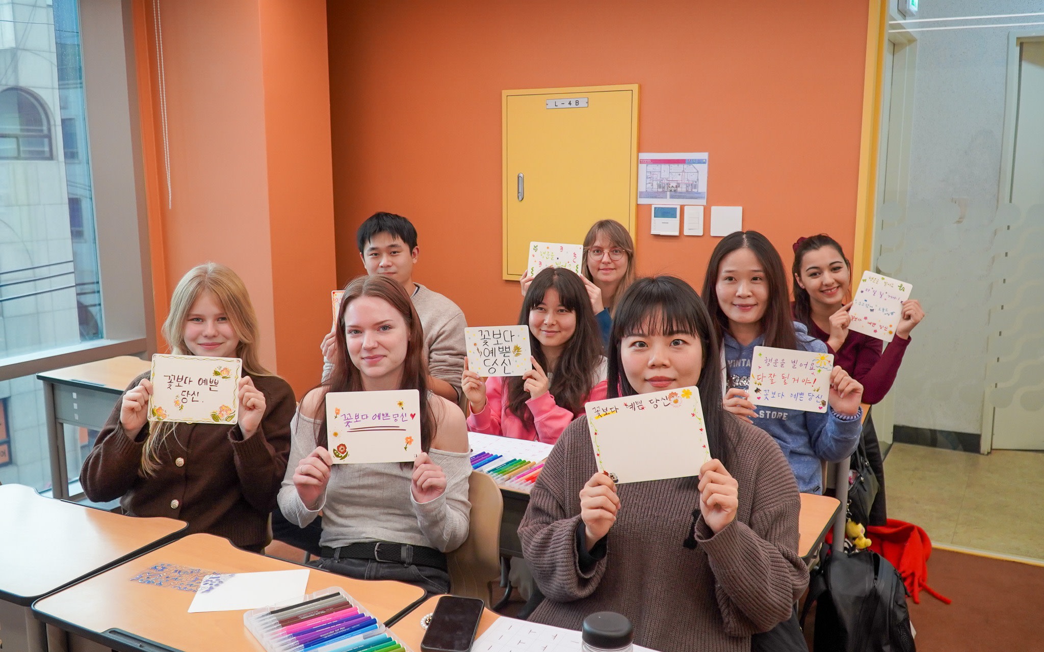 Seoul: Korean Calligraphy Class with Bookmark Making