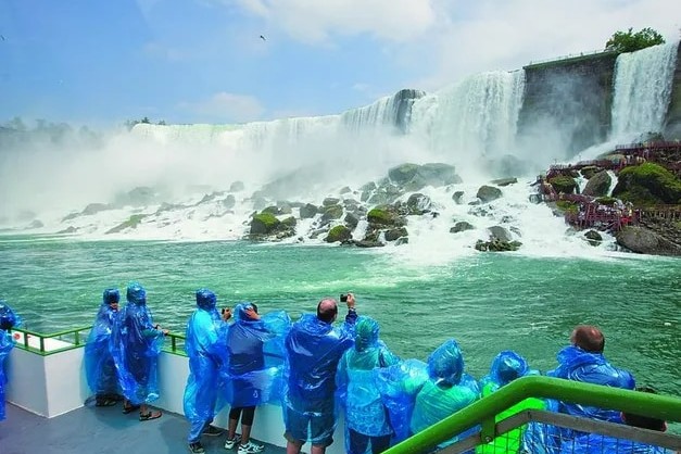 Niagara Falls - Multiple Route Bus, Boat and Walking Tours