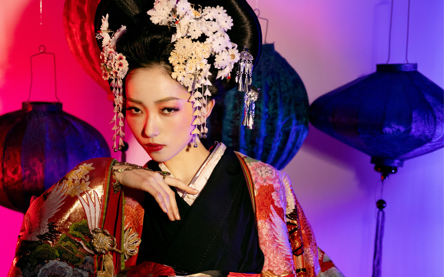 Fancy Kimono Dress up and Photoshoot in Tokyo