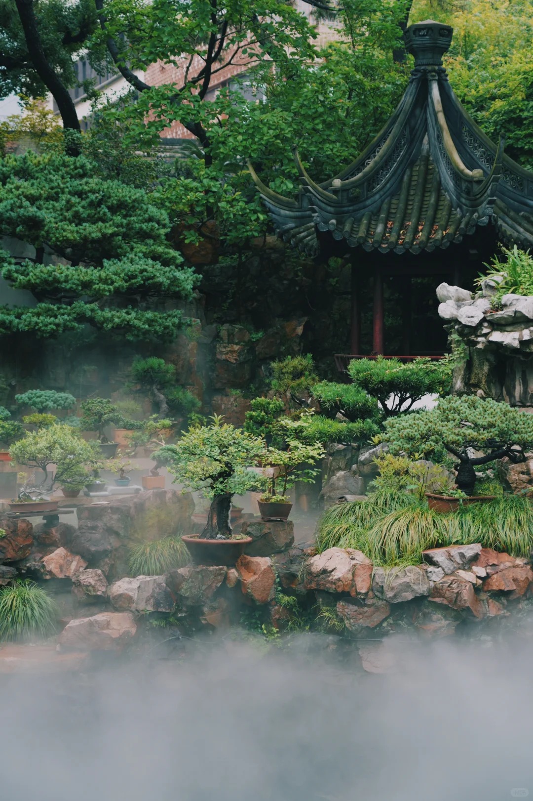 上海豫園+城隍廟+陸家嘴+夜遊外灘一日遊（中英文雙語導遊+乘坐雙層巴士遊玩)