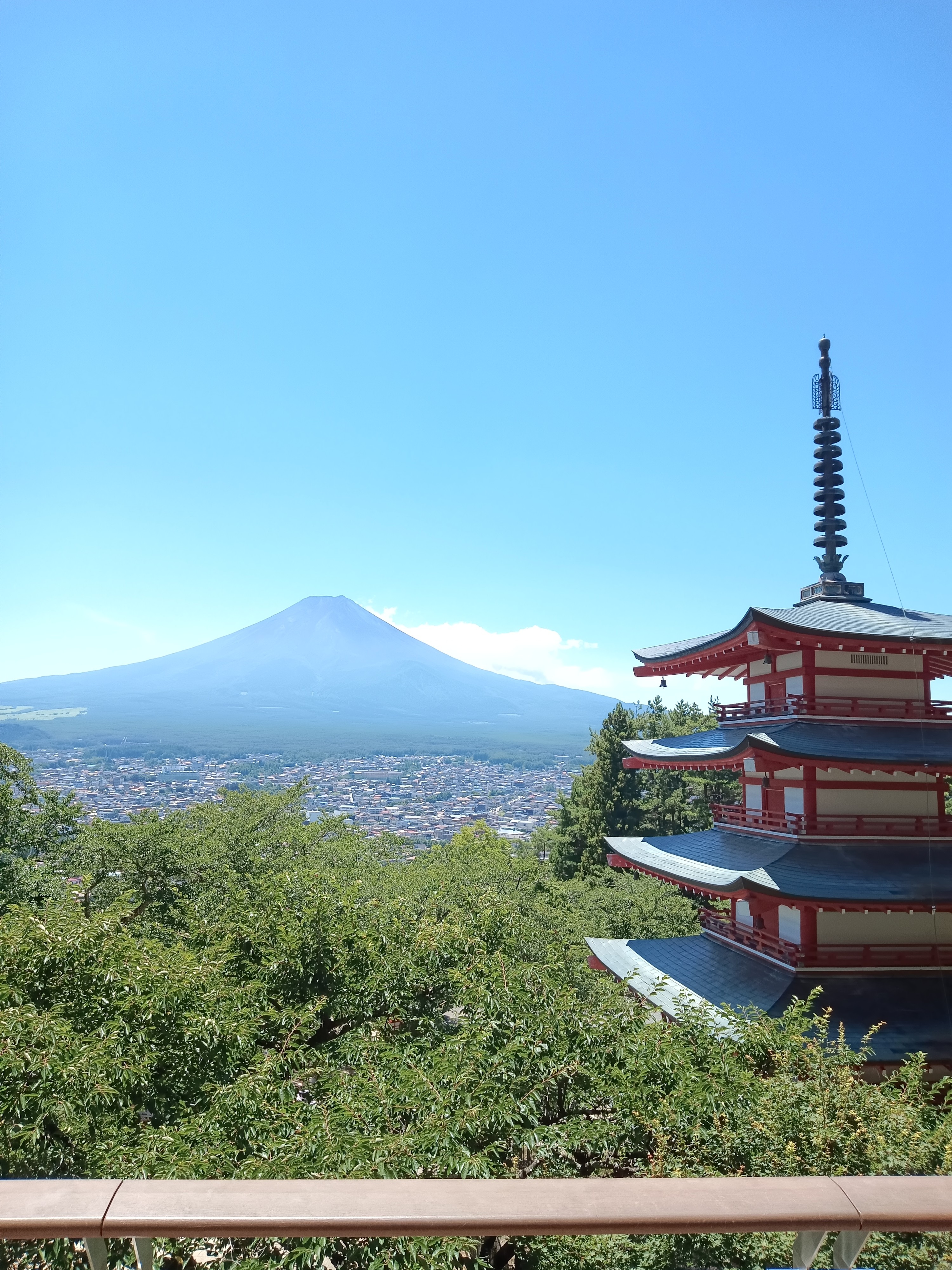 Mount Fuji Chureito Pagoda & Lake Kawaguchiko Full-Day Exploration