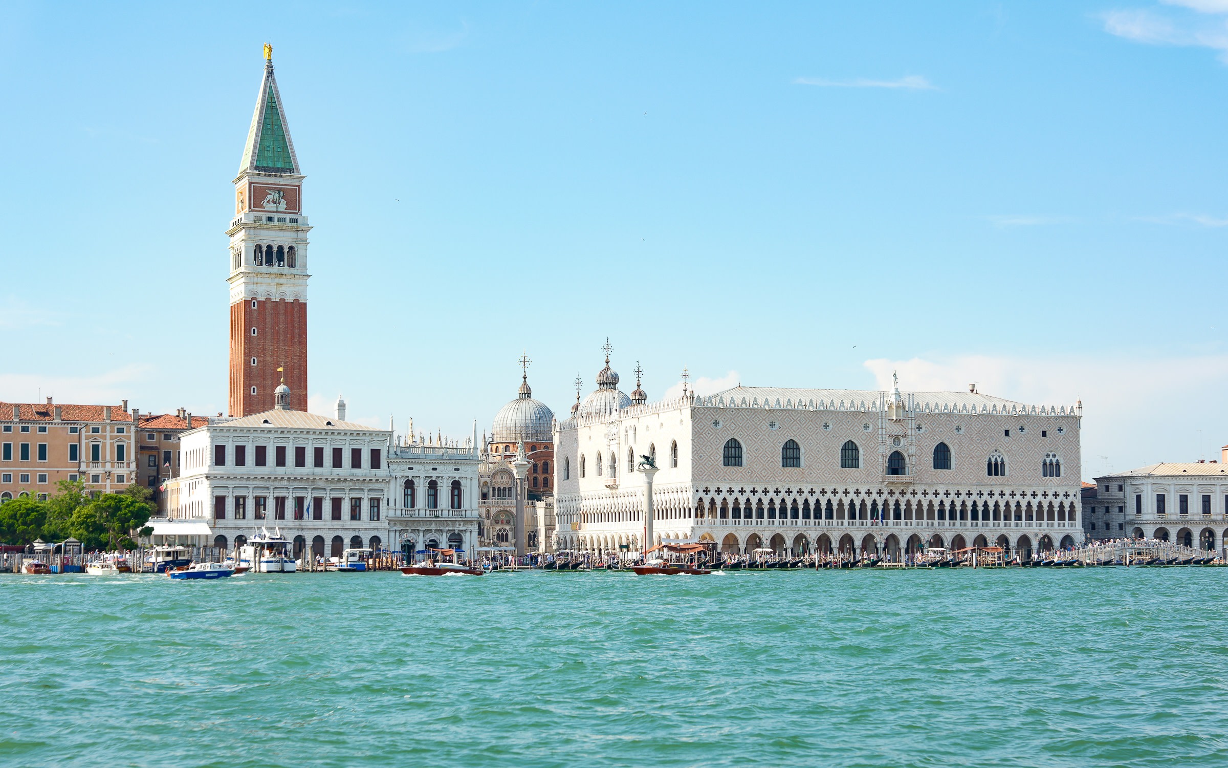 Venice City Center Full-Day Cultural Tour from Lake Garda