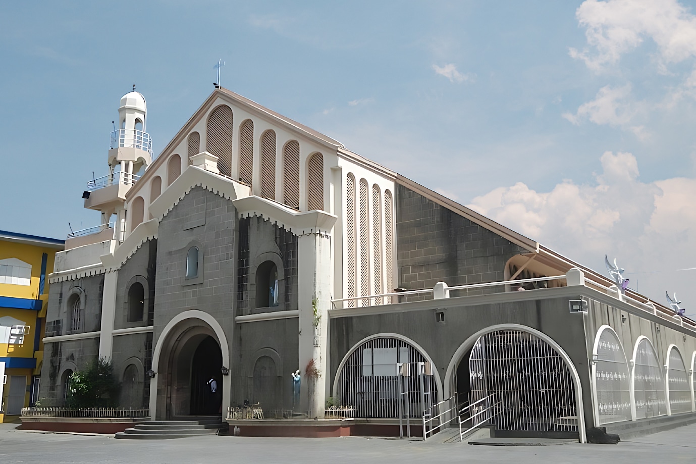 Image 4