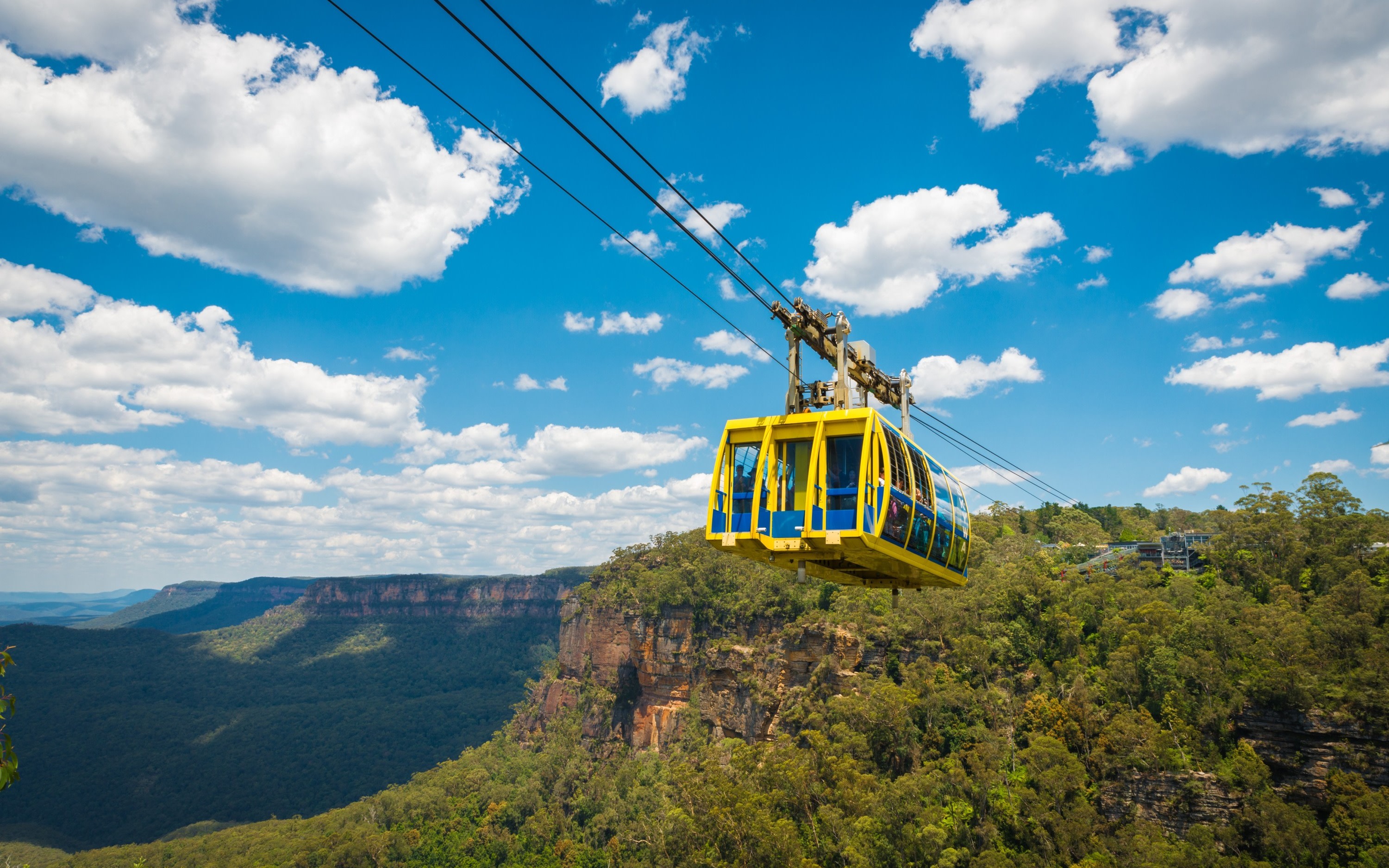 Blue Mountains Adventure with Scenic World and Sydney Zoo Tour
