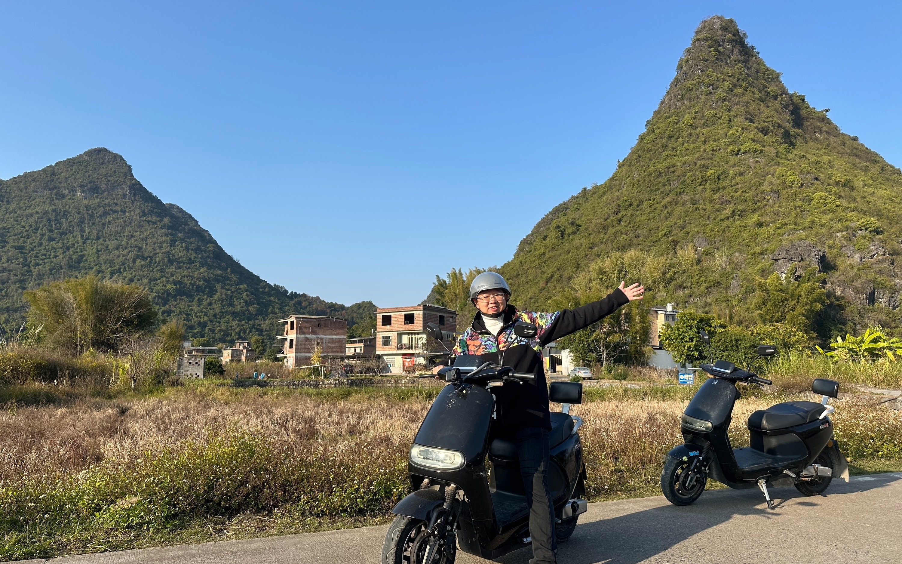 Guilin Yangshuo Half-Day Electric Bike Village Experience