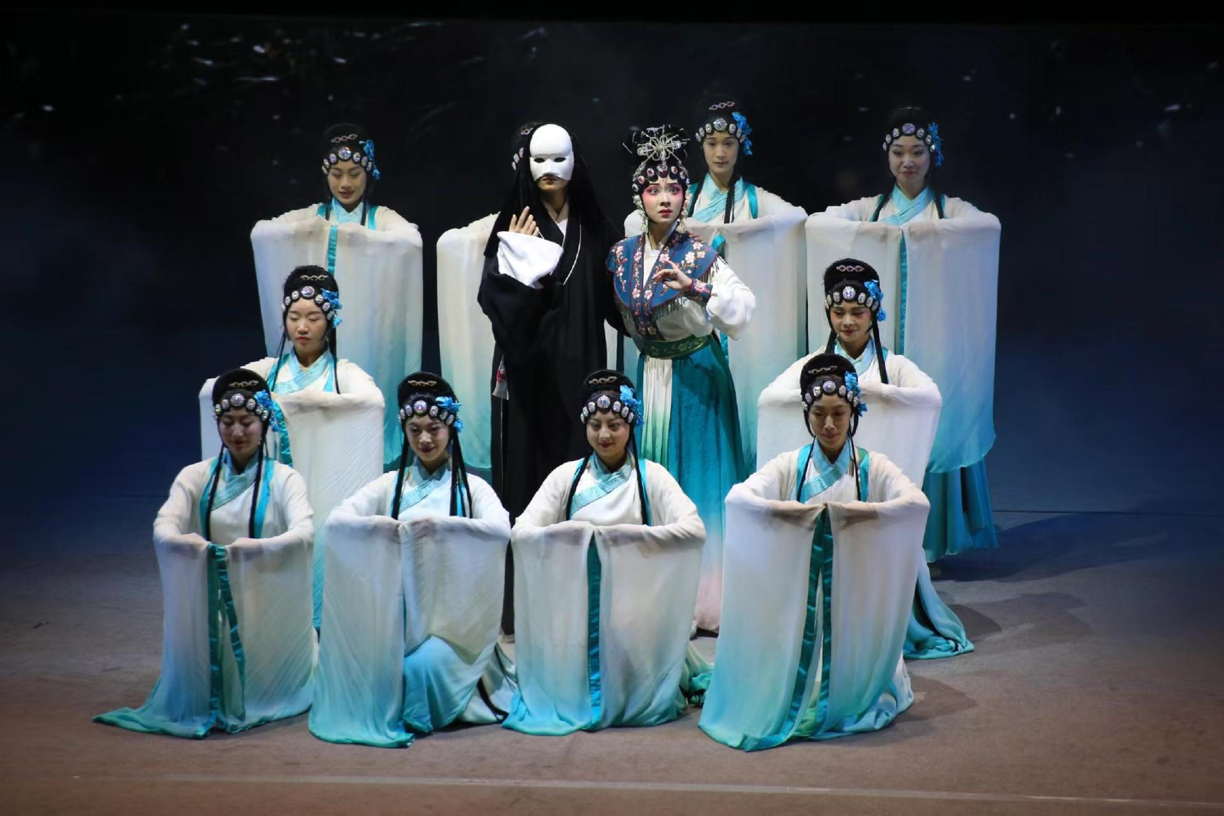 Chengdu Sichuan Opera House---Jinjiang Theater·"Sichuan Opera Show·Legendary Face Changing"