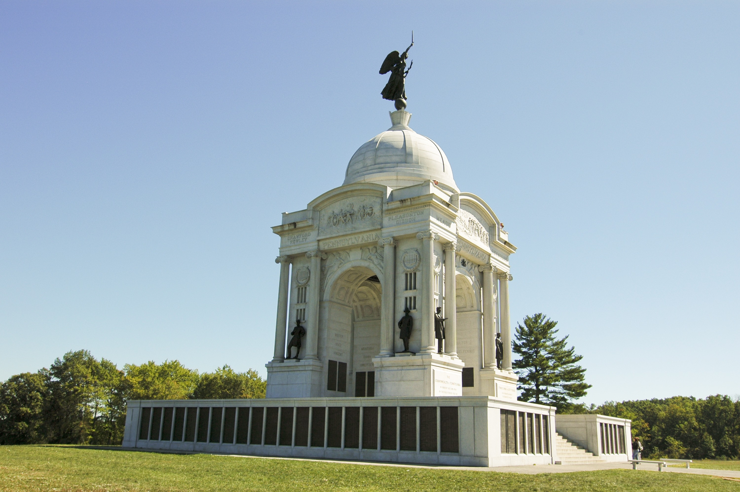Marvel at the State of Pennsylvania Monument, honoring the state's soldiers in Gettysburg