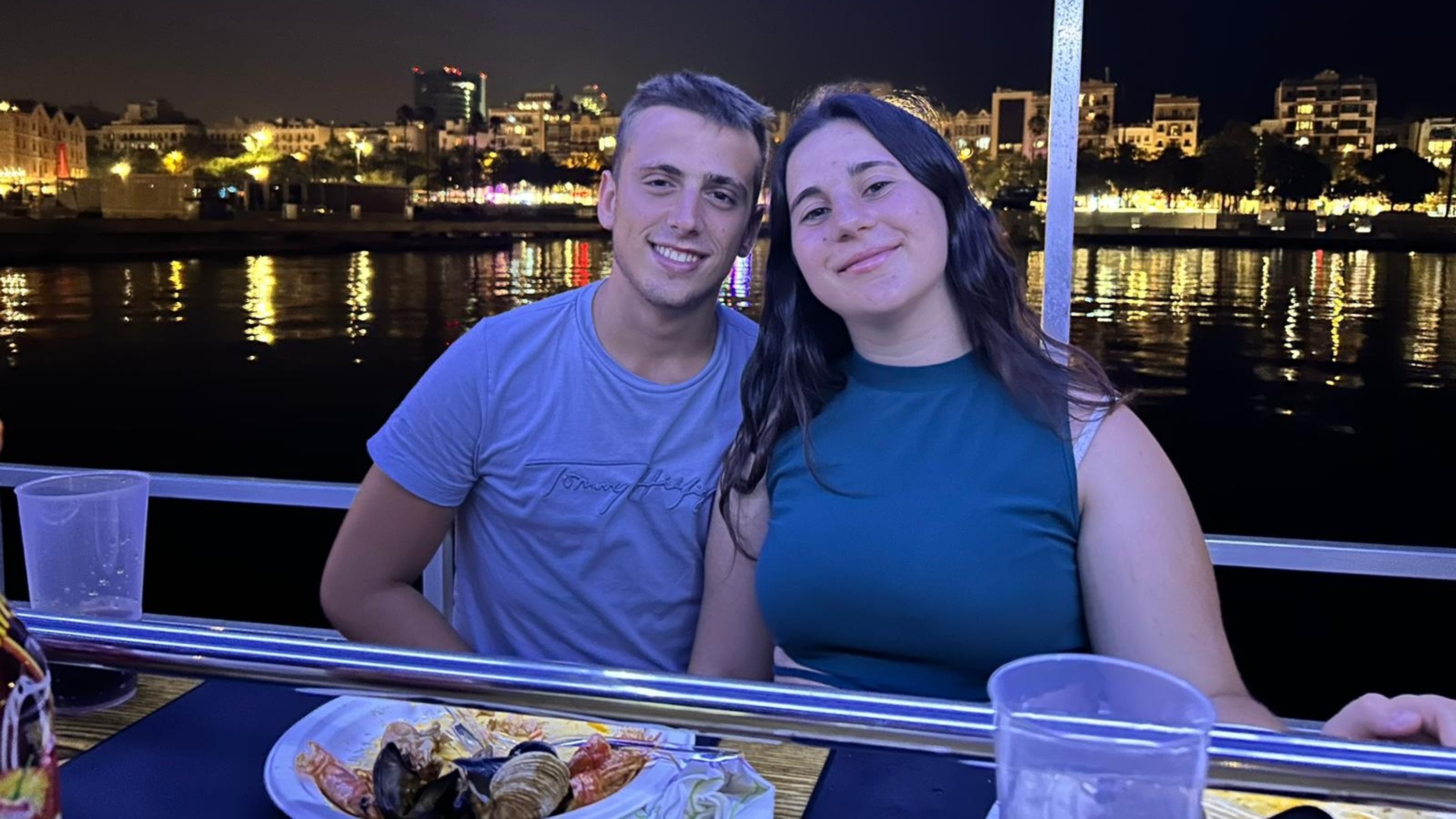 Private evening cruise with dining experience in Valencia