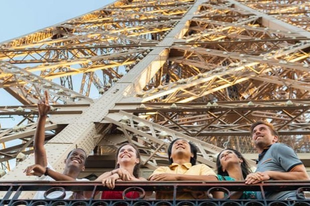 巴黎埃菲爾鐵塔 & 塞納河 & 城市探索之旅（含午餐）