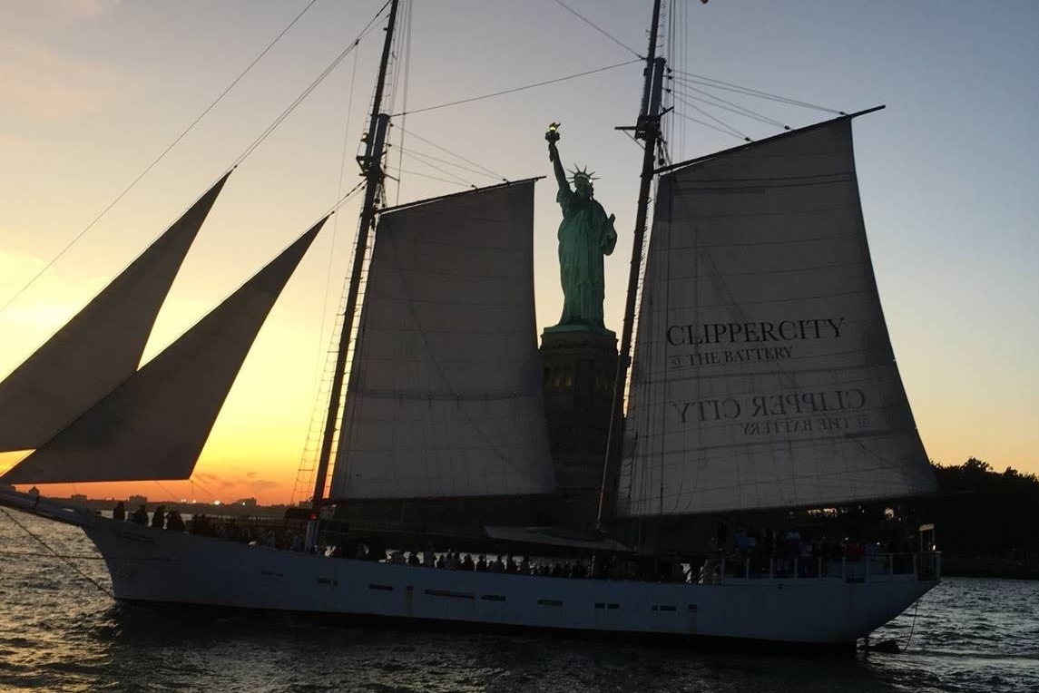 紐約 (New York) 夕陽美酒爵士樂帆船之旅