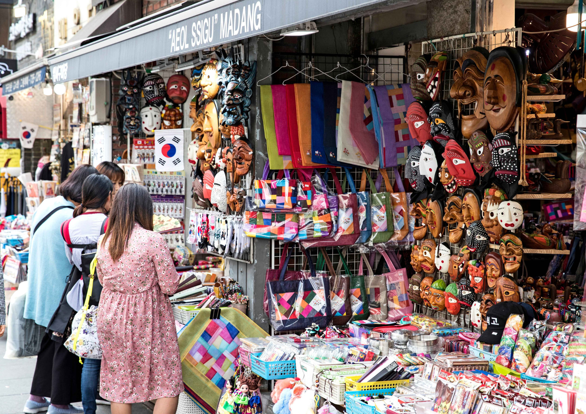 Back Through the Korean History: Hanbok Experience Tour from Seoul