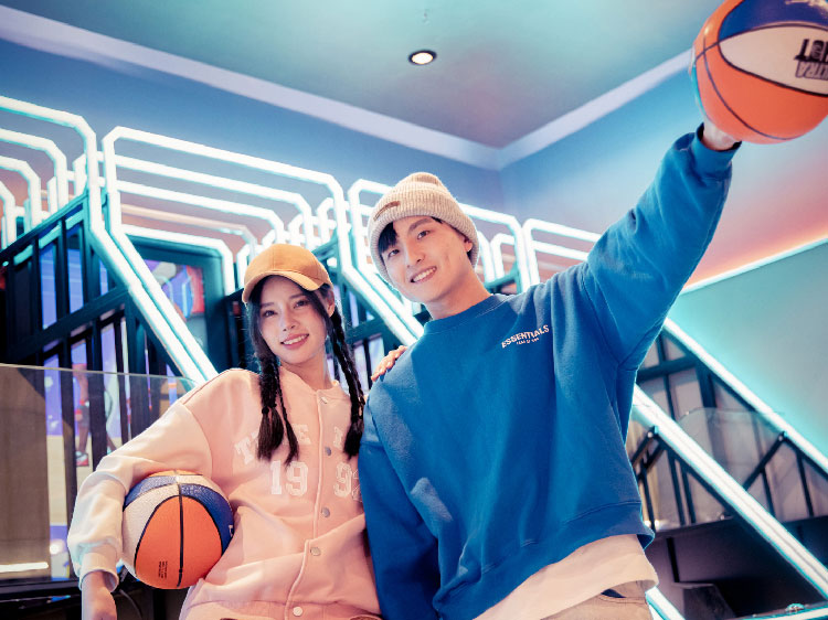 Whether you are a basketball expert or a beginner, you can find your own stage here.