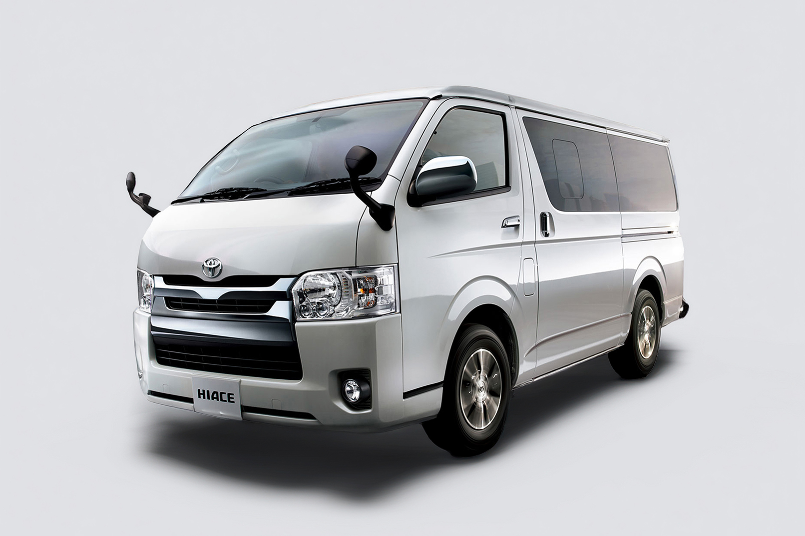 HIACE（6 - 9人座）