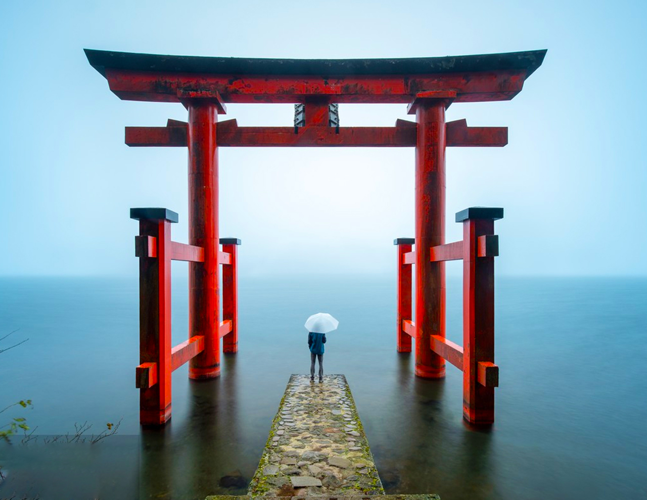 箱根和平鳥居