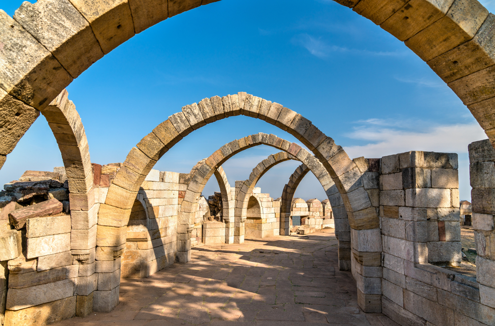 Explore Champaner & Pavagadh: Full-Day Guided Tour from Ahmedabad