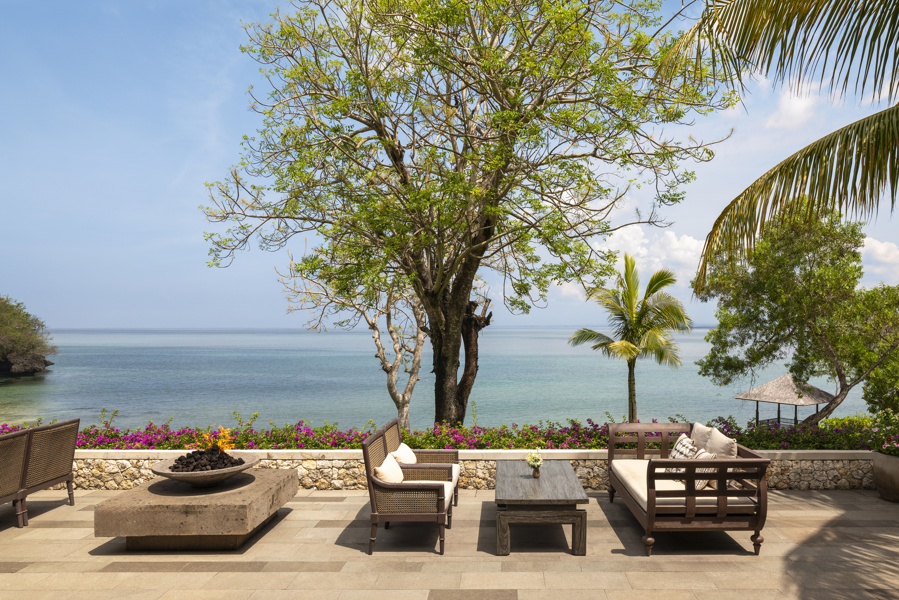 Dining Experience at Raffles Hotel in Bali 