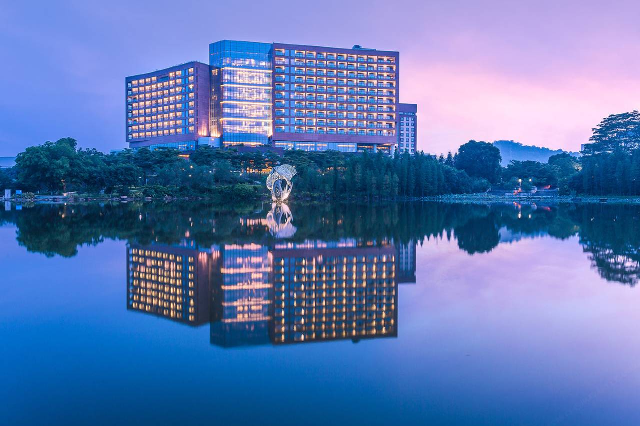 [Near Baoneng Performing Arts Center] DoubleTree by Hilton Guangzhou Huahui Hotel Package | Near Wanda Plaza | Near Subway Station