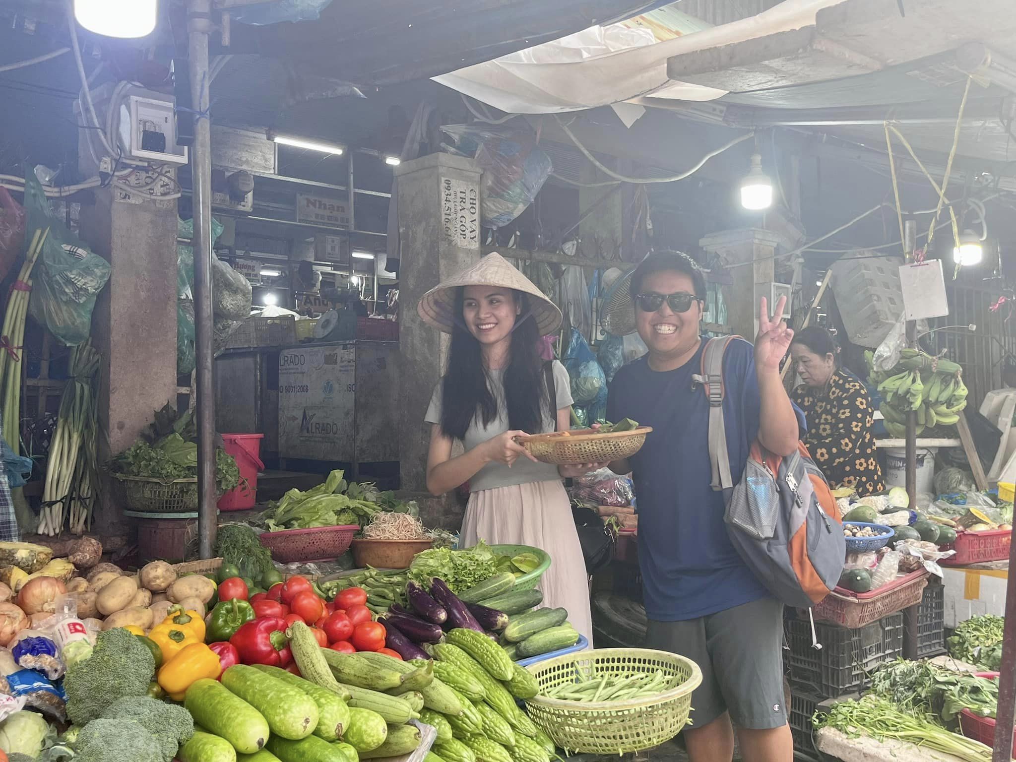 Da Nang Cooking Class: Famous Local Dishes & Market Tour by Apron Up