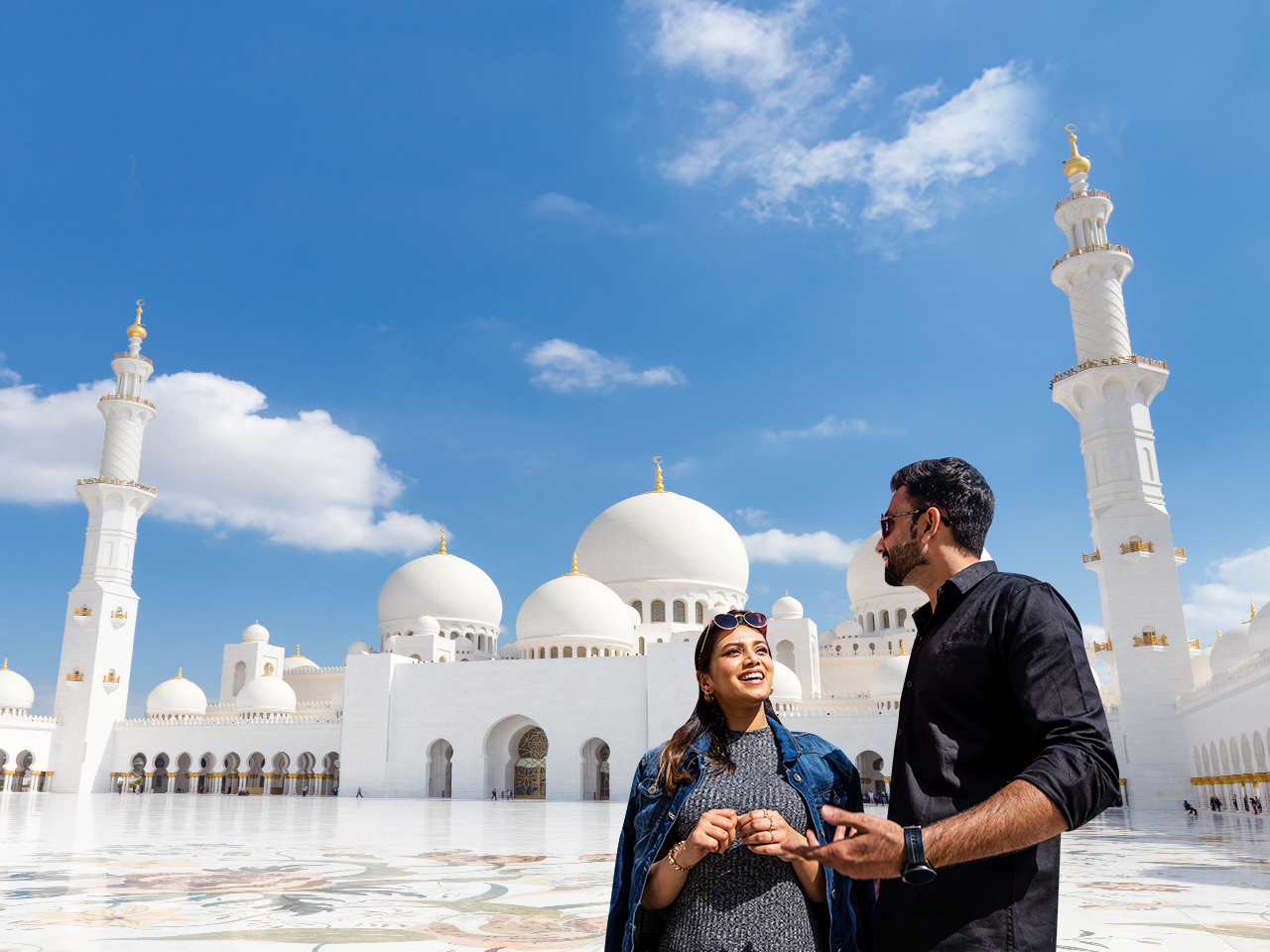 Immerse Yourself in Elegance at Sheikh Zayed Grand Mosque – A Must-See Cultural Landmark"